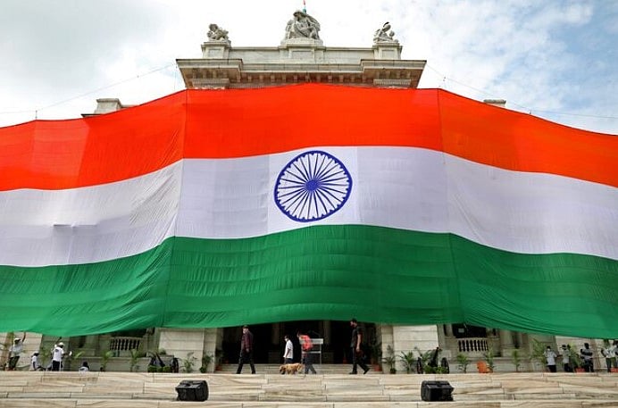 ভারতের শাসকদের নীতি-সংক্রান্ত বিষয়গুলো ছাড়াও ভারতের আরও অনেক পরিচয় আছে। তার একটা হলো, ভারতের নিয়মতান্ত্রিক ফেডারেল শাসনতান্ত্রিক ভিত্তি।