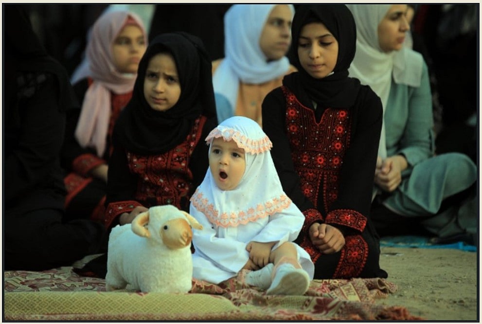 এক সময় এমন ঈদ পালন করত গাজার শিশুরা। ইসরায়েলের হামলার কারণে এখন তাদের ঈদগুলোও হারিয়ে গেছে। ২০২২ সালে তোলা ছবি।