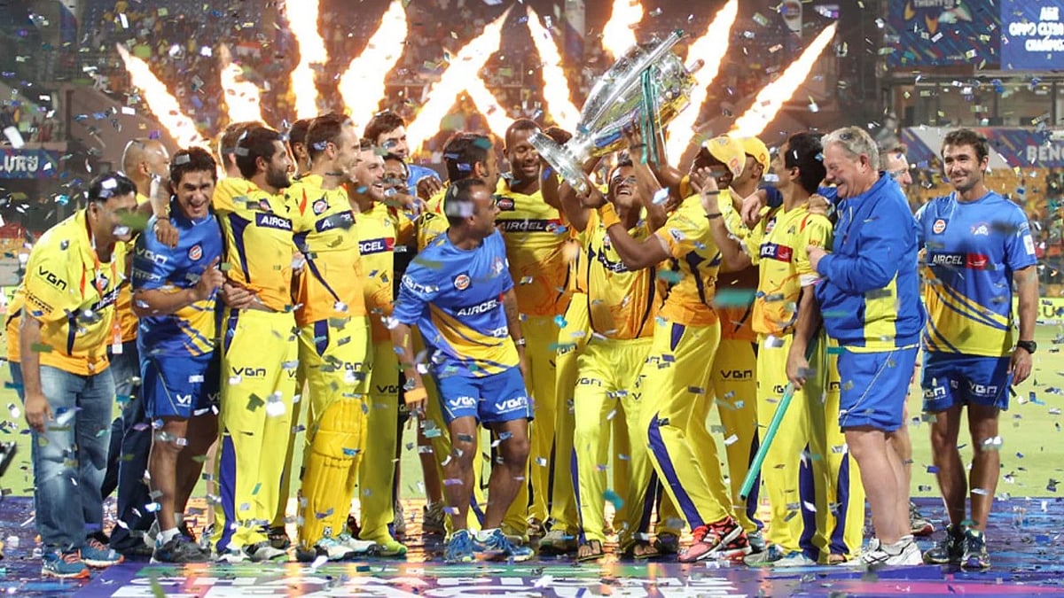 বিলুপ্ত চ্যাম্পিয়নস লিগ টি২০–এর শেষ আসরে চ্যাম্পিয়ন হয়েছিল মহেন্দ্র সিং ধোনির চেন্নাই সুপার কিংস