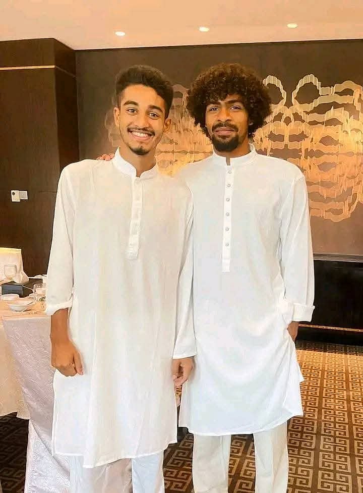 হামজার সঙ্গে শেখ মোরছালিন