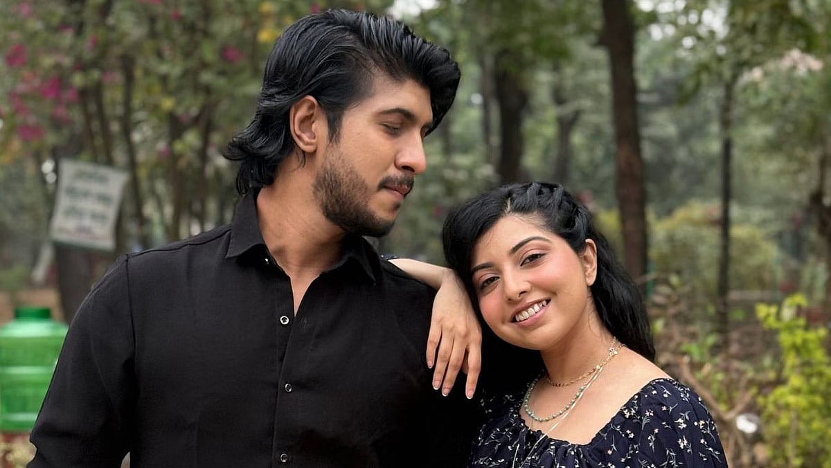 ‘মনের রঙে রাঙিয়ে’–এ অভিনয় করেছেন তৌসিফ, পড়শী