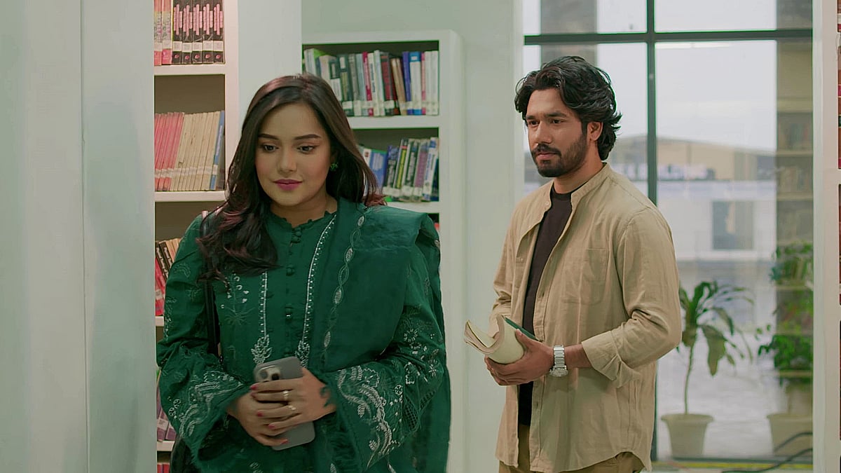 `লাল পরি' নাটকের দৃশ্যে খায়রুল বাসার, সামিরা খান মাহি। ছবি: আরটিভির সৌজন্যে