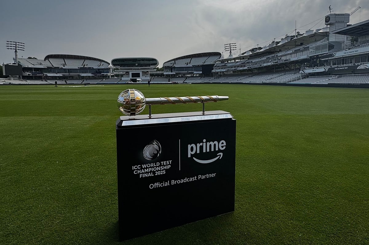 টেস্টের এই রাজদণ্ড আজই অস্ট্রেলিয়া অথবা দক্ষিণ আফ্রিকার হাতে উঠতে পারে