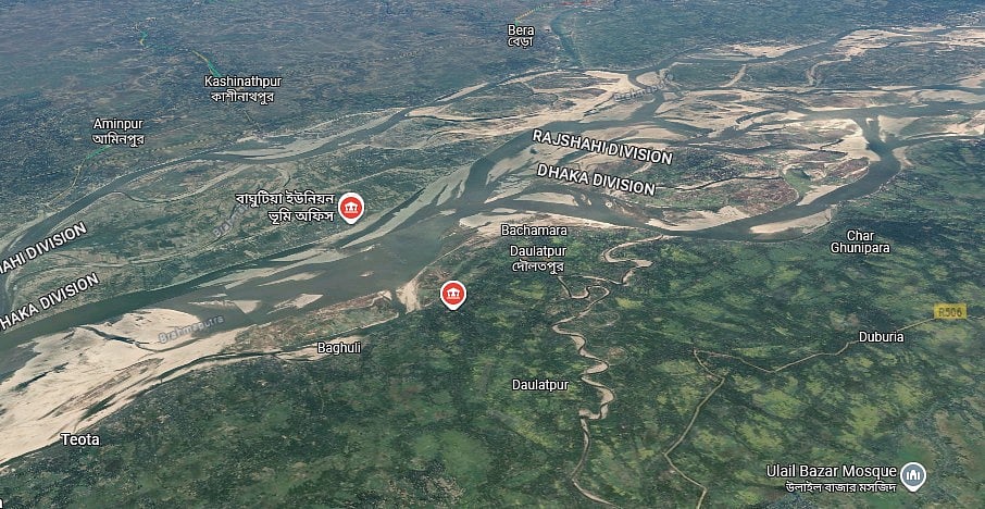 মানিকগঞ্জের দৌলতপুর উপজেলায় যমুনা নদী এলাকা