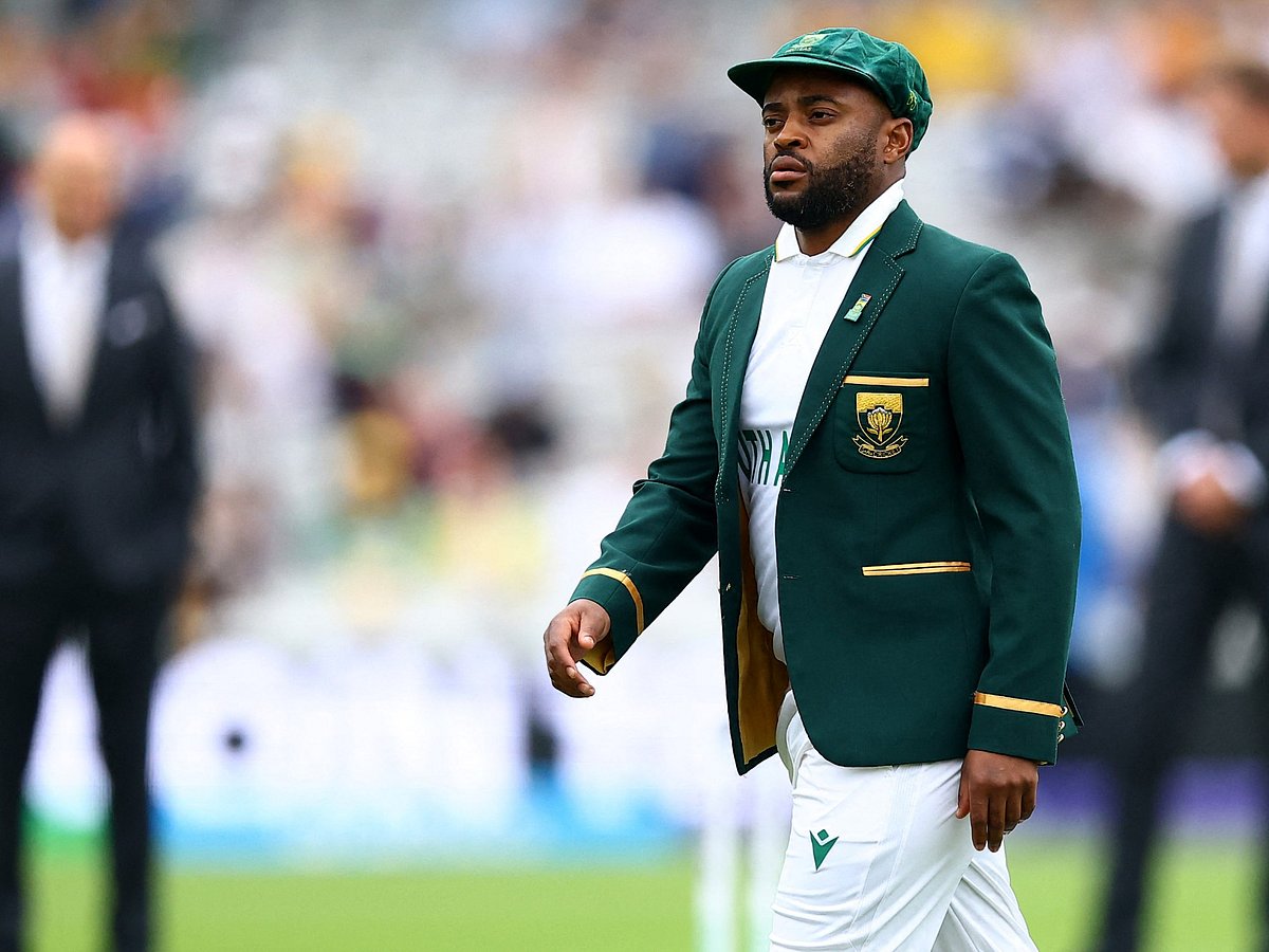 Hojatxonadagi jinsiy aloqa kamerasi videosini tomosha qiling.