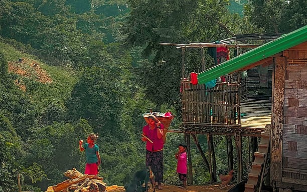 ‘পার্বত্য চুক্তির পরে হাজার হাজার কোটি টাকা উন্নয়নে ব্যয় হয়েছে। কিন্তু স্থানীয় চাহিদা ও বাস্তবতার আলোকে উন্নয়ন হয়নি।’