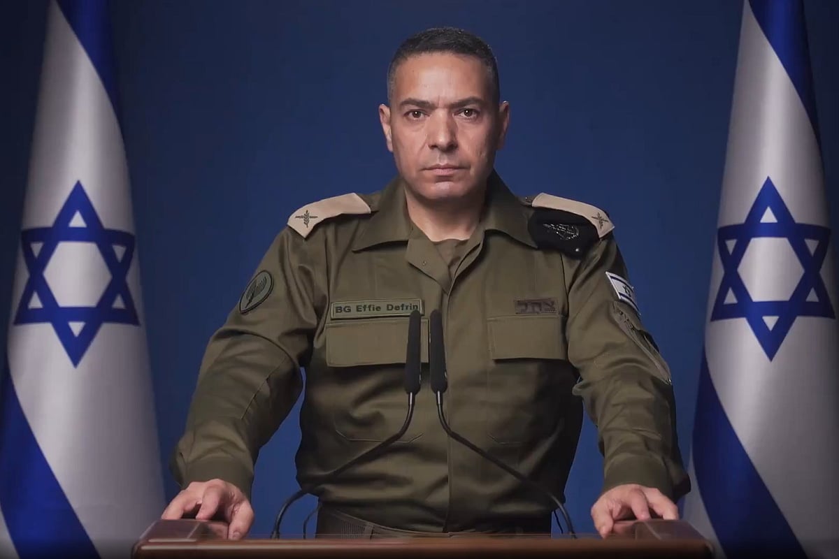 ইসরায়েলি সামরিক বাহিনীর মুখপাত্র ব্রিগেডিয়ার জেনারেল এফি ডেফরিন 