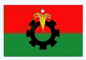 পটুয়াখালীতে চাঁদার দাবিতে ব্যবসায়ীকে মারধরের অভিযোগ, বিএনপি নেতাকে কারণ দর্শাও নোটিশ