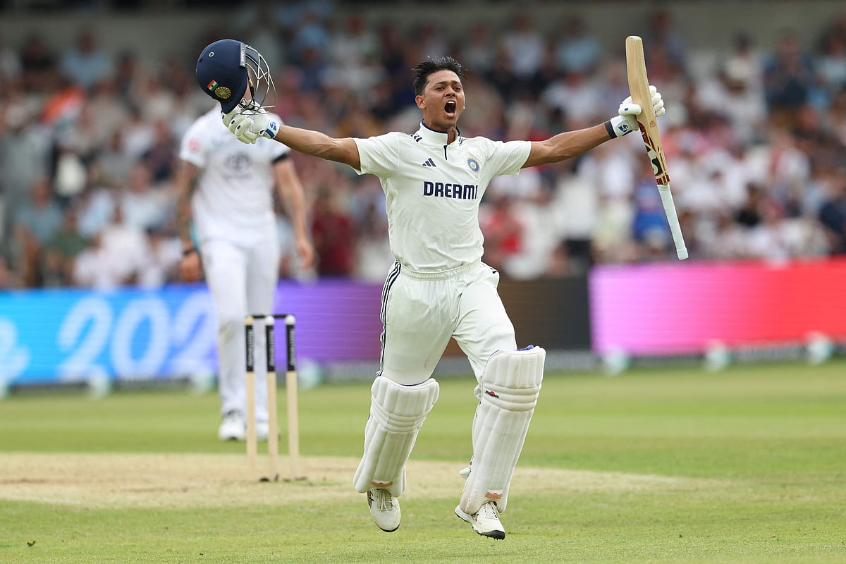 সেঞ্চুরির পর জয়সোয়াল