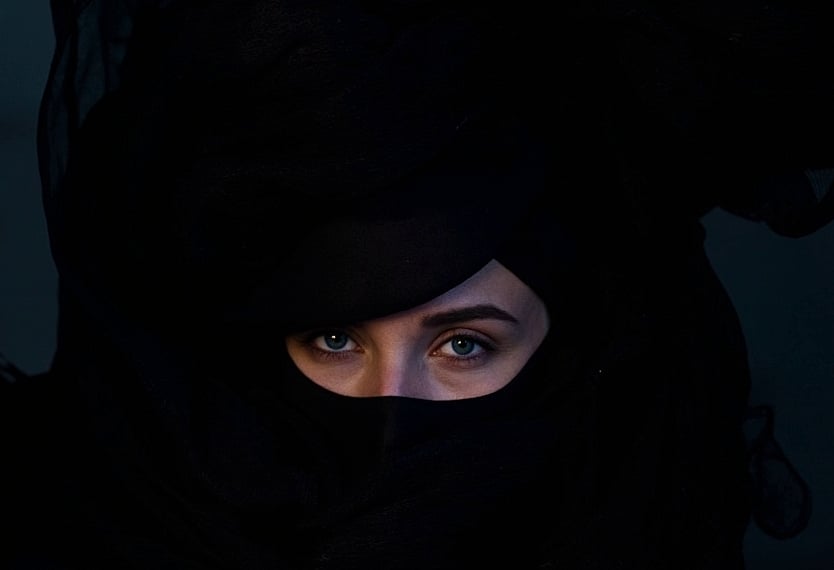 নিউইয়র্ক নগরে এক মুসলিম নারীর ওপর হামলার অভিযোগ উঠেছে