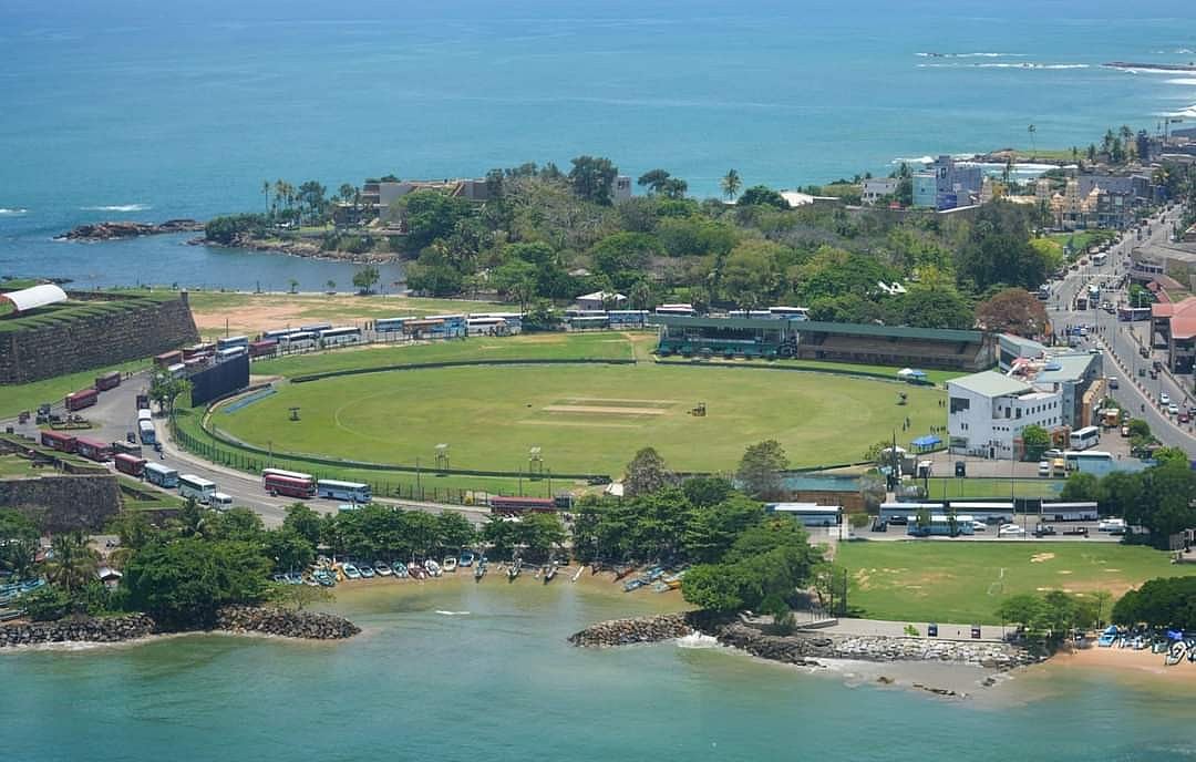 গল আন্তর্জাতিক ক্রিকেট স্টেডিয়ামের অবস্থান ভারত মহাসাগরের পাশেই