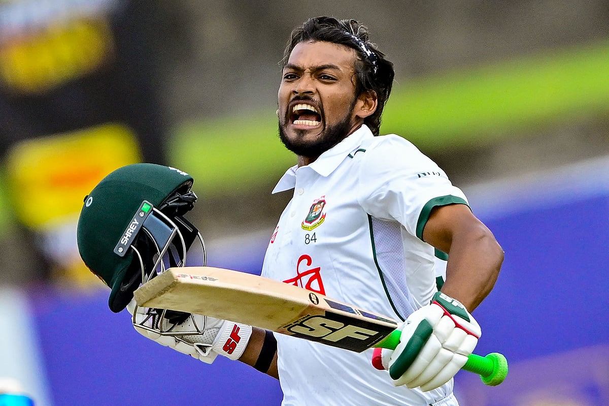 গল টেস্টের দুই ইনিংসেই সেঞ্চুরি করেছেন বাংলাদেশ অধিনায়ক নাজমুল হোসেন