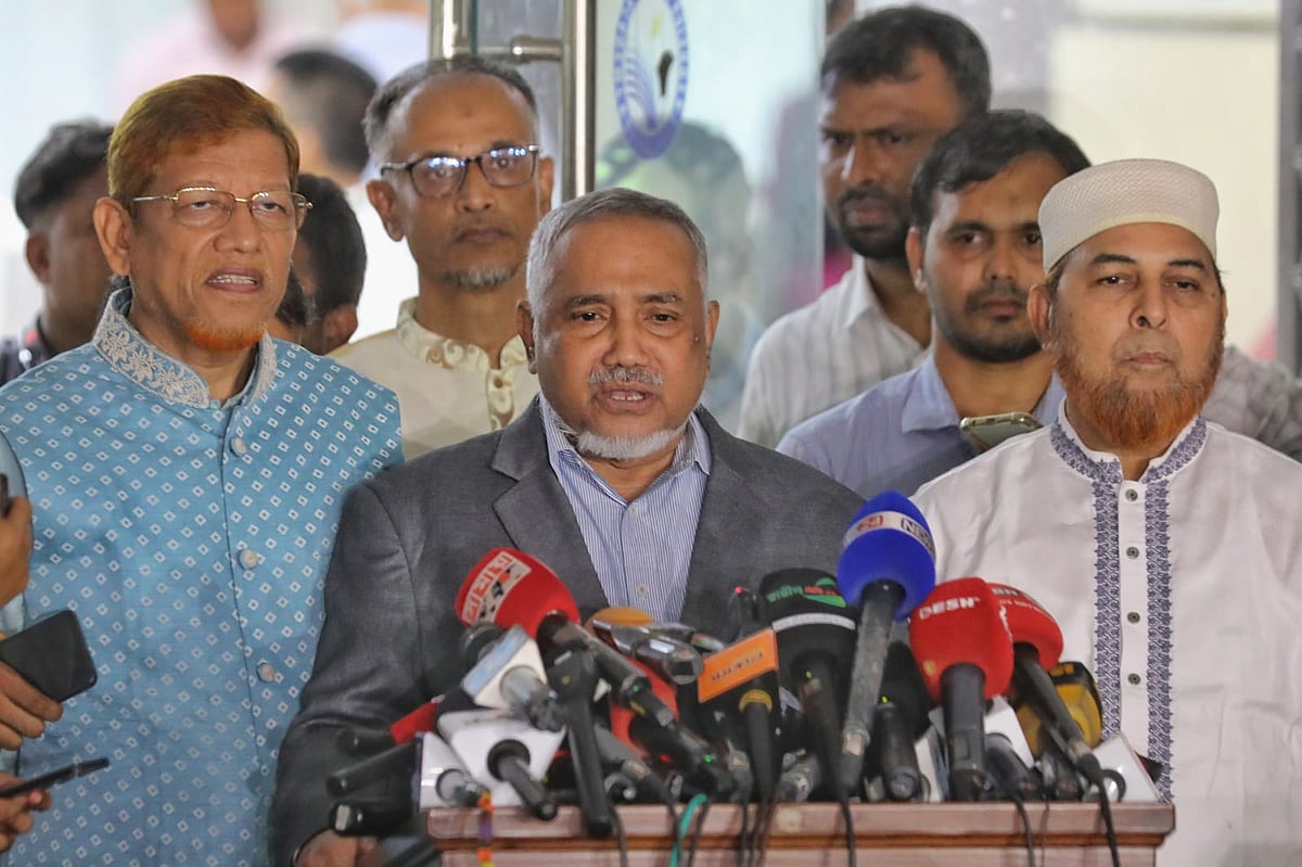 বাংলাদেশ জামায়াতে ইসলামীর নায়েবে আমির সৈয়দ আবদুল্লাহ মোহাম্মদ তাহের। আজ রোববার রাজধানীর ফরেন সার্ভিস একাডেমিতে