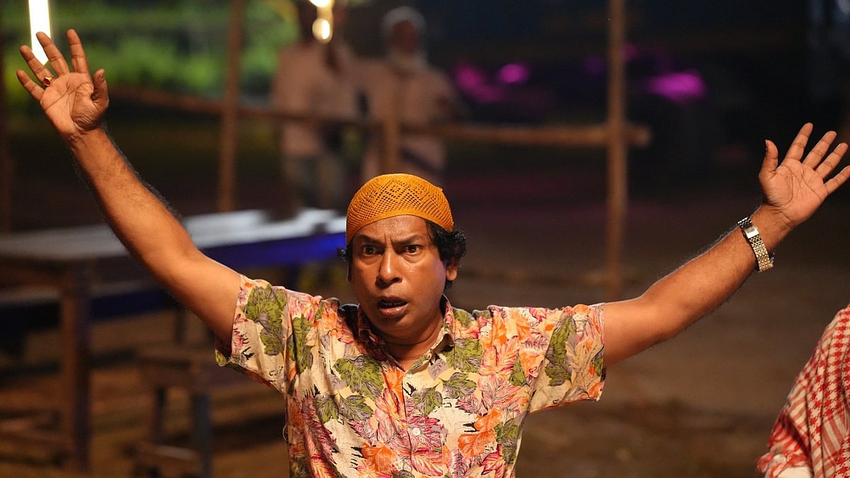 ‘বোহেমিয়ান ঘোড়া’য় মোশাররফ করিম। হইচই