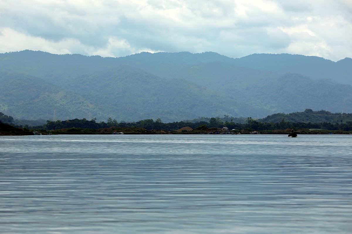 Qattiq anal jinsiy aloqa Porno kokrak hajmi 0