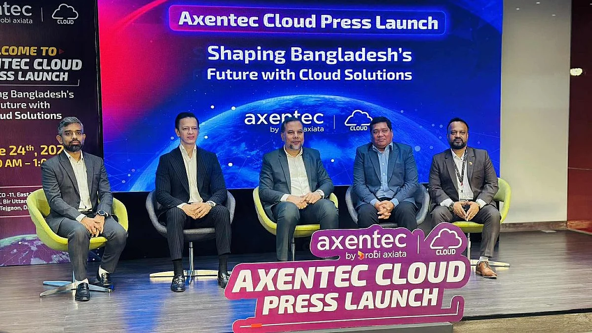এক্সেনটেক ক্লাউডের উদ্বোধনী অনুষ্ঠানে অতিথিরা
