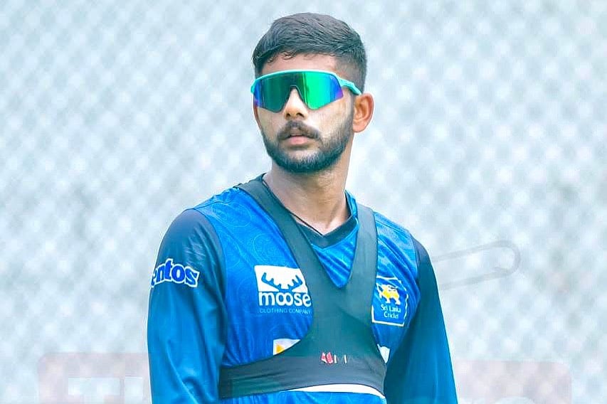 ব্যাটিং অলরাউন্ডার সোনাল দিনুশা