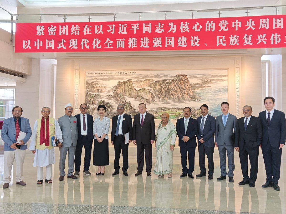 গত সোমবার থেকে চীন সফরে রয়েছে বিএনপির উচ্চ পর্যায়ের প্রতিনিধি দল