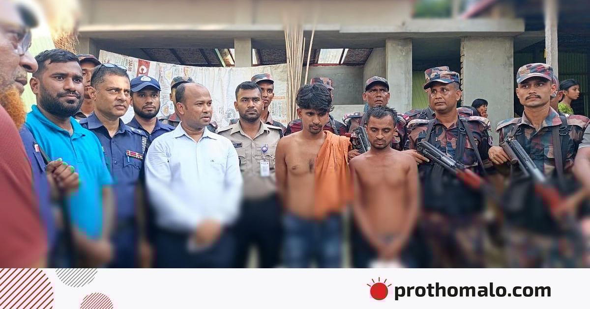 Brittany bod erotik modellar Porno yosh ogli yalangoch onasiga qaraydi