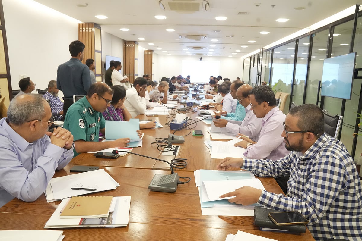 রাজধানীর গুলশানে নগর ভবনে ডিএনসিসির সপ্তম করপোরেশন সভা। ২৫ জুন, ২০২৫