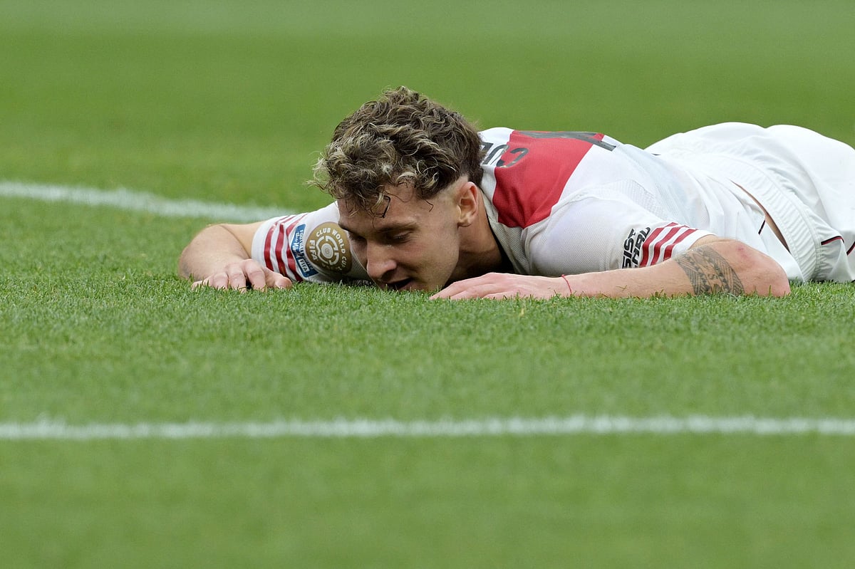 রিভার প্লেটের ফরোয়ার্ড ফাকুন্দো কলিদওর মুখ থুবড়ে পড়ার ছবিটাকে ক্লাব বিশ্বকাপে আর্জেন্টাইন দলগুলোর প্রতীকি ছবি হিসেবে চালানো যায়