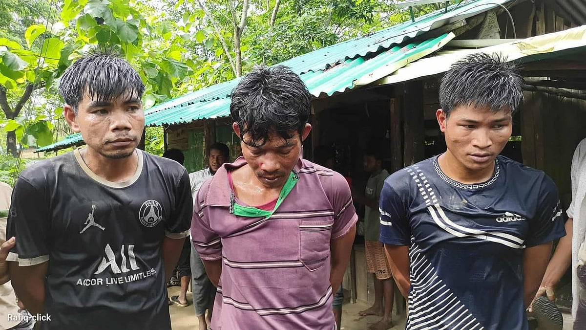 লামায় মিরিঞ্জা পর্যটনের অবকাশ যাপনকেন্দ্রের ব্যবস্থাপক অপহরণ ও মুক্তিপণ দাবির অভিযোগে গ্রেপ্তার তিনজন