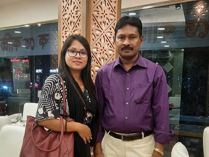 বাবার সঙ্গে লেখক