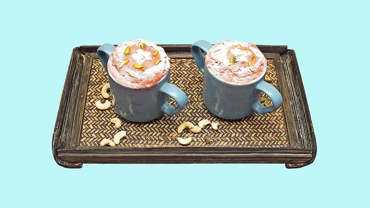 ফ্রুটস মাগ কেক