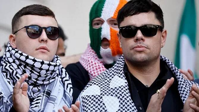 নিক্যাপ ব্যান্ডের সদস্যেরা