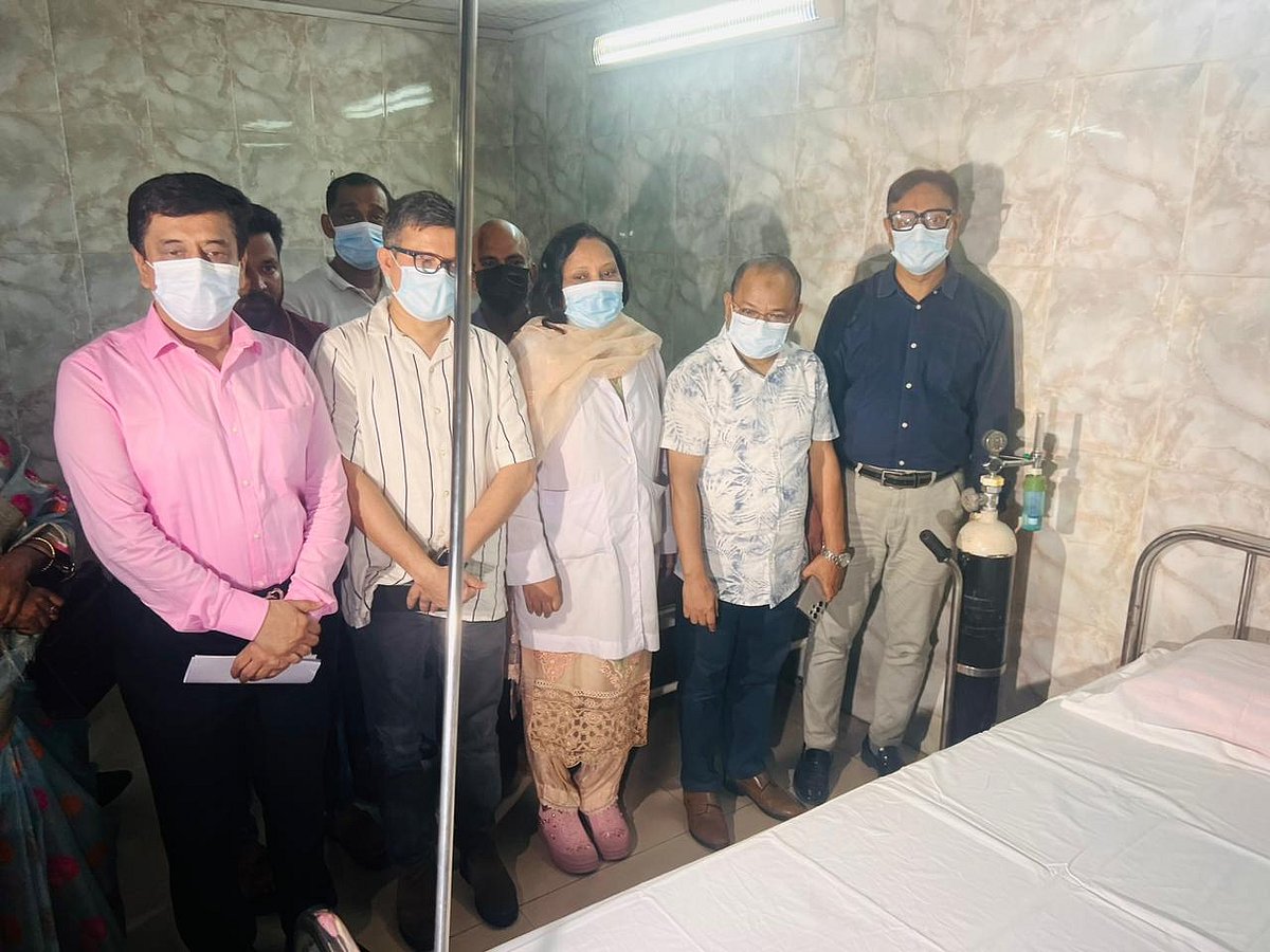 চট্টগ্রাম সিটি করপোরেশন জেনারেল হাসপাতালে (মেমন হাসপাতাল-২) চালু হওয়া করোনা ওয়ার্ড উদ্বোধন করেন সিটি মেয়র শাহাদাত হোসেন