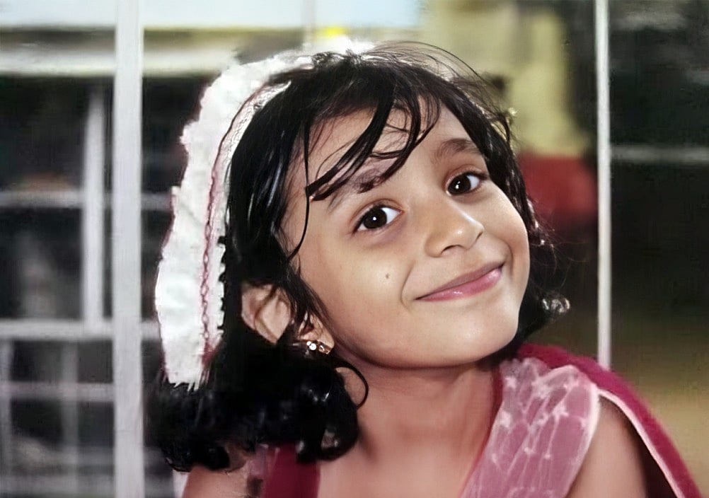 কে এই অভিনেত্রী। ইনস্টাগ্রাম থেকে