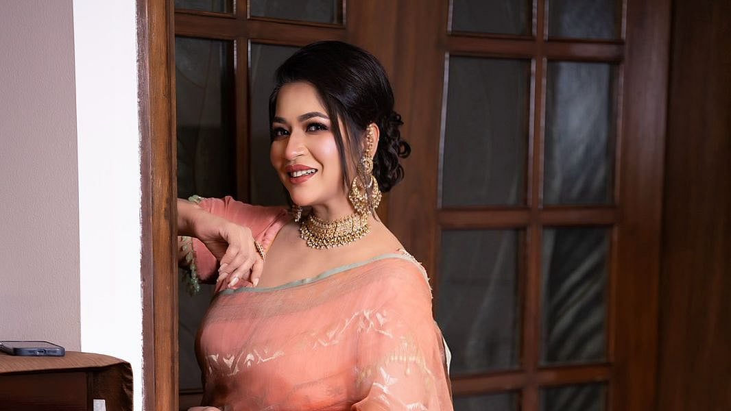 Külotli katta dumba rasmlari, erotika