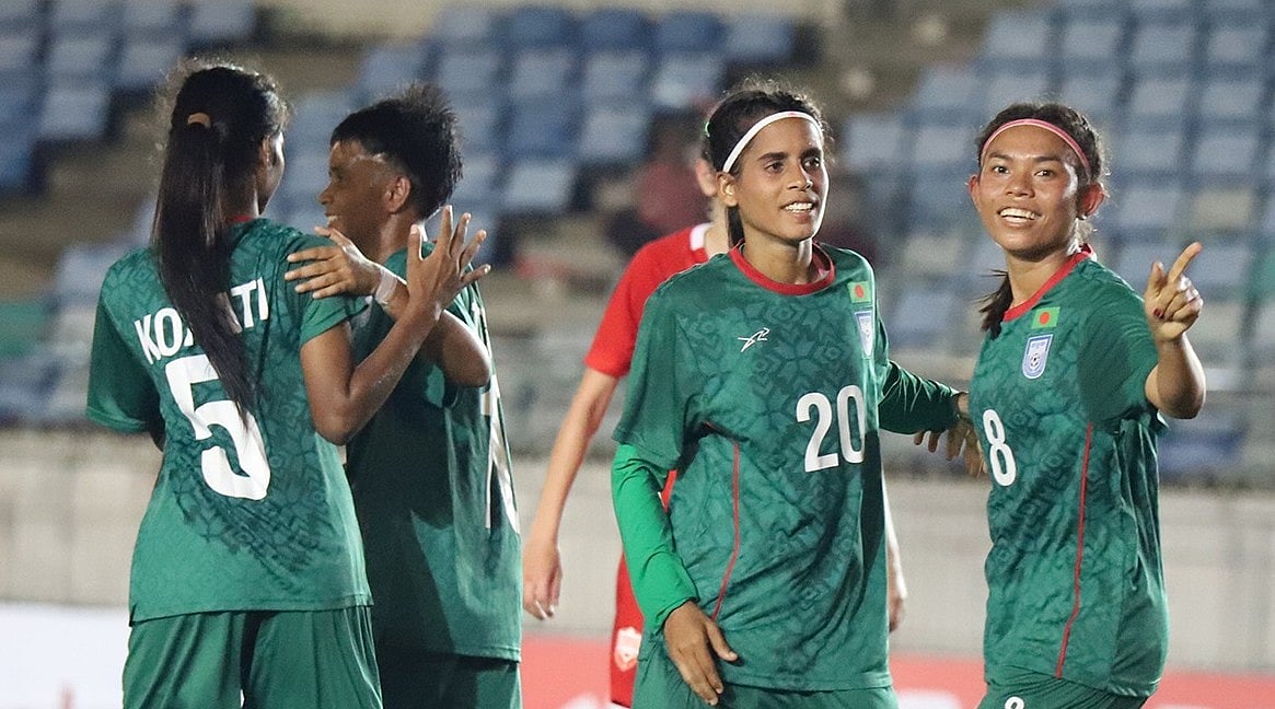 বাংলাদেশ নারী ফুটবল দল