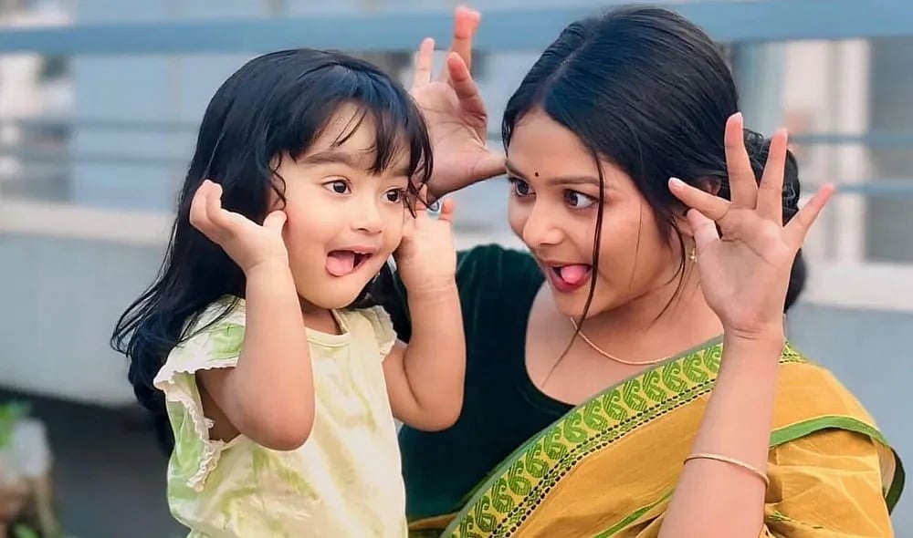 ‘মাটির মেয়ে’ নাটকের দৃশ্যে