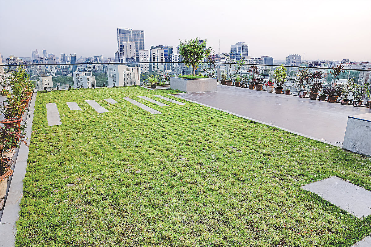 বর্ষায় ভবনের ছাদের বিশেষ যত্ন নেওয়া প্রয়োজন