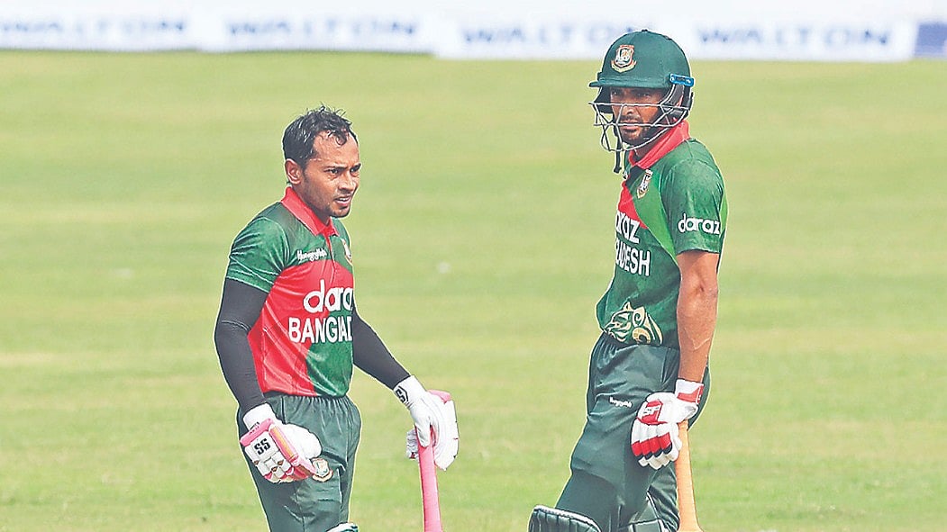 মুশফিকুর রহিম ও মাহমুদউল্লাহ