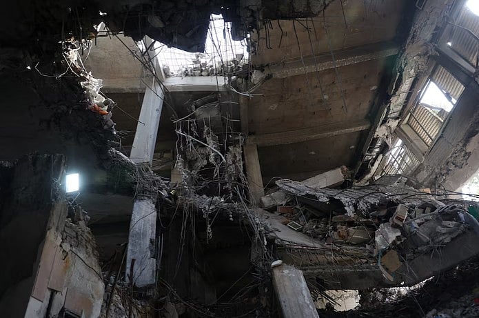 ইসরায়েলি হামলায় ক্ষতিগ্রস্ত এভিন কারাগার