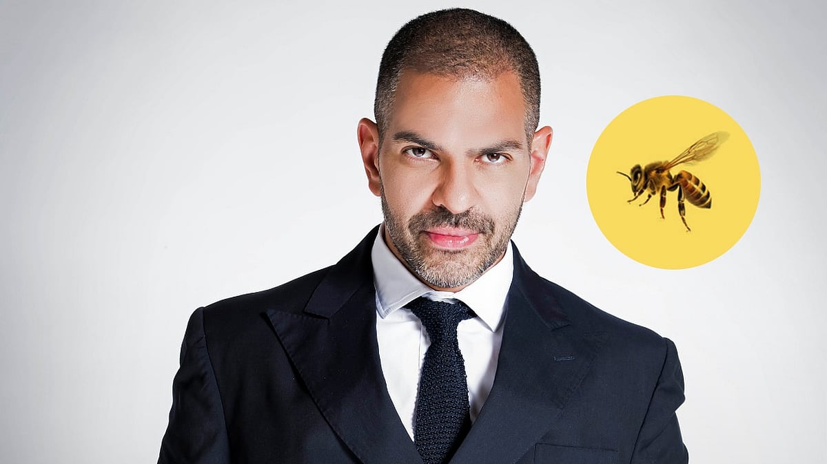 শোনা যাচ্ছে, পোলো খেলার সময় মৌমাছি গিলে ফেলার কারণে মৃত্যু হয়েছে সঞ্জয় কাপুরের