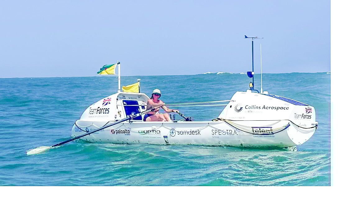 নিজেই বৈঠা চালিয়ে পর্তুগাল থেকে দক্ষিণ আমেরিকার ফরাসি গায়ানায় পৌঁছান জারা লকলান