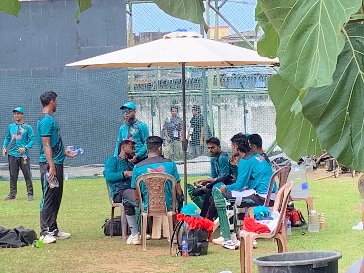 ছবিটি ৩০ জুনের, প্রথম ওয়ানডের আগে বাংলাদেশ দলের অনুশীলনের। যদিও আজ কোনো অনুশীলন করেনি বাংলাদেশ দল।
