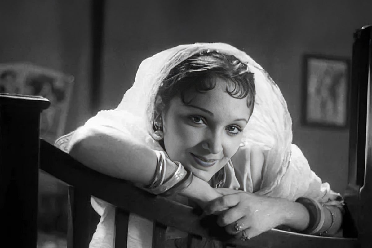 পর্দায় দেবিকা রানী। আইএমডিবি