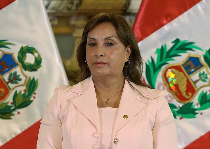 পেরুর প্রেসিডেন্ট দিনা বলুয়ার্তে। রাজধানী লিমায়, ২৯ জানুয়ারি ২০২৫