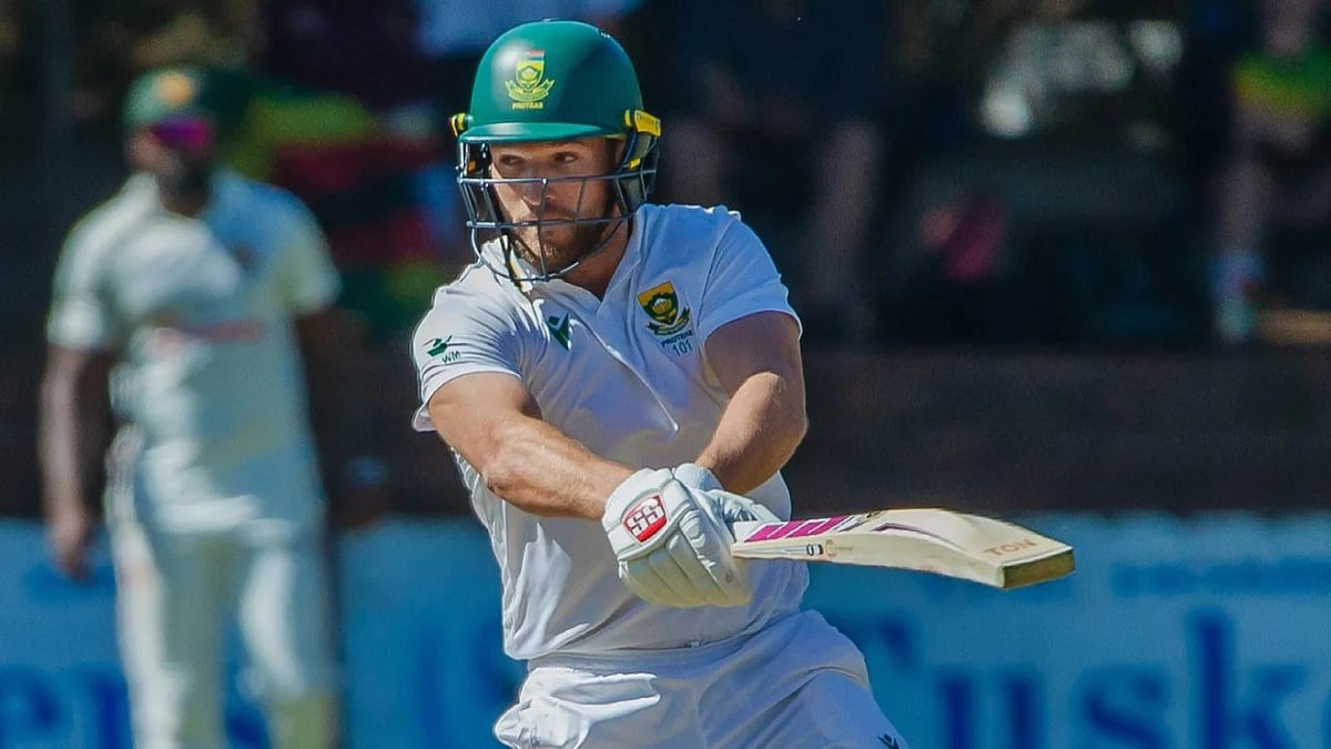 প্রথমবারের মতো দক্ষিণ আফ্রিকাকে নেতৃত্ব দিতে নেমে ২৬৪ রানে অপরাজিত আছেন উইয়ান মুল্ডার