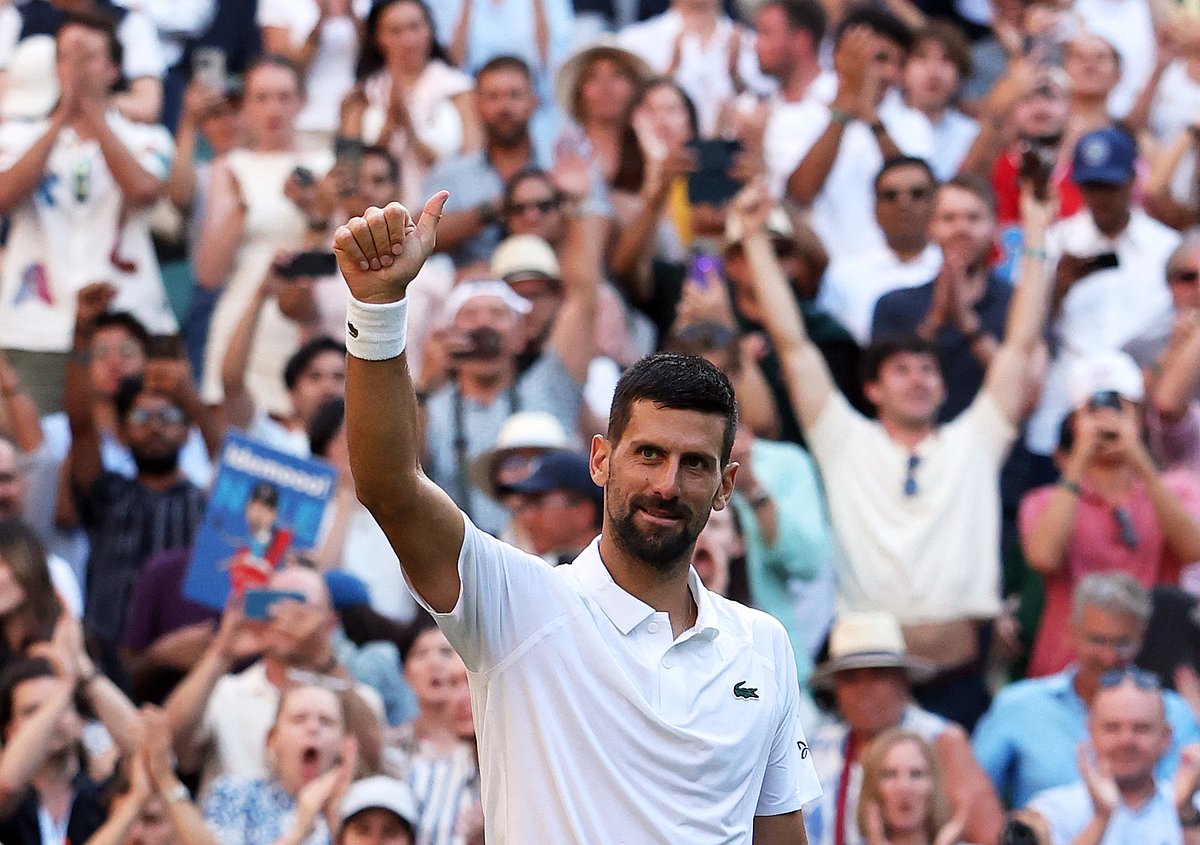 আরও একটি সেমিফাইনালে উঠেছেন জোকোভিচ।