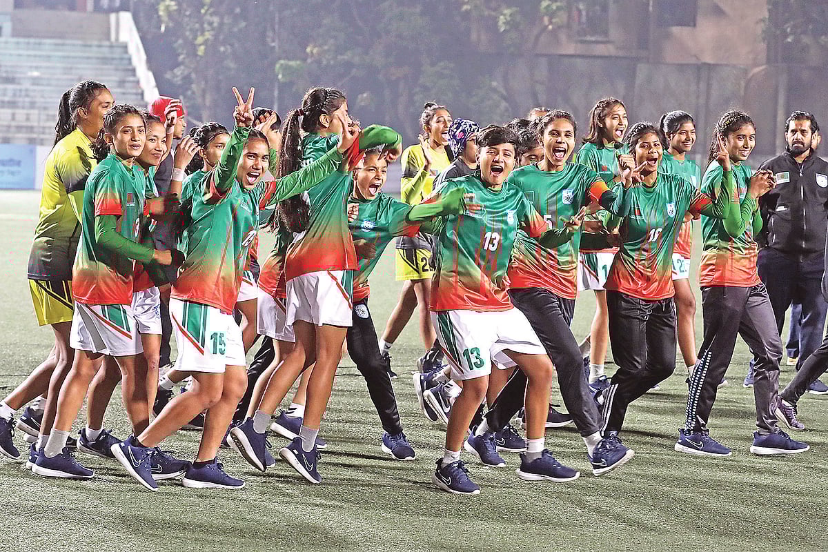 সাফ অনূর্ধ্ব–২০ নারী চ্যাম্পিয়নশিপের বর্তমান চ্যাম্পিয়ন বাংলাদেশ