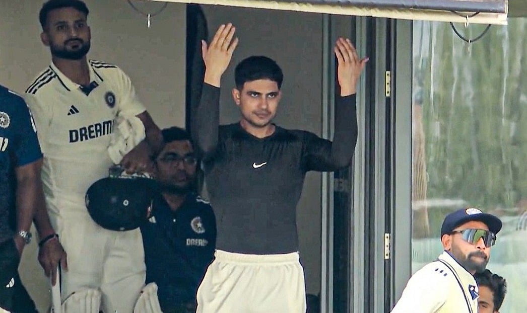 এজবাস্টন টেস্টে ইনিংসের সমাপ্তি ঘোষণার সময় অ্যাডিডাসের পরিবর্তে নাইকির স্ট্রেচ টি-শার্ট পরেছিলেন ভারতের টেস্ট অধিনায়ক শুবমান গিল