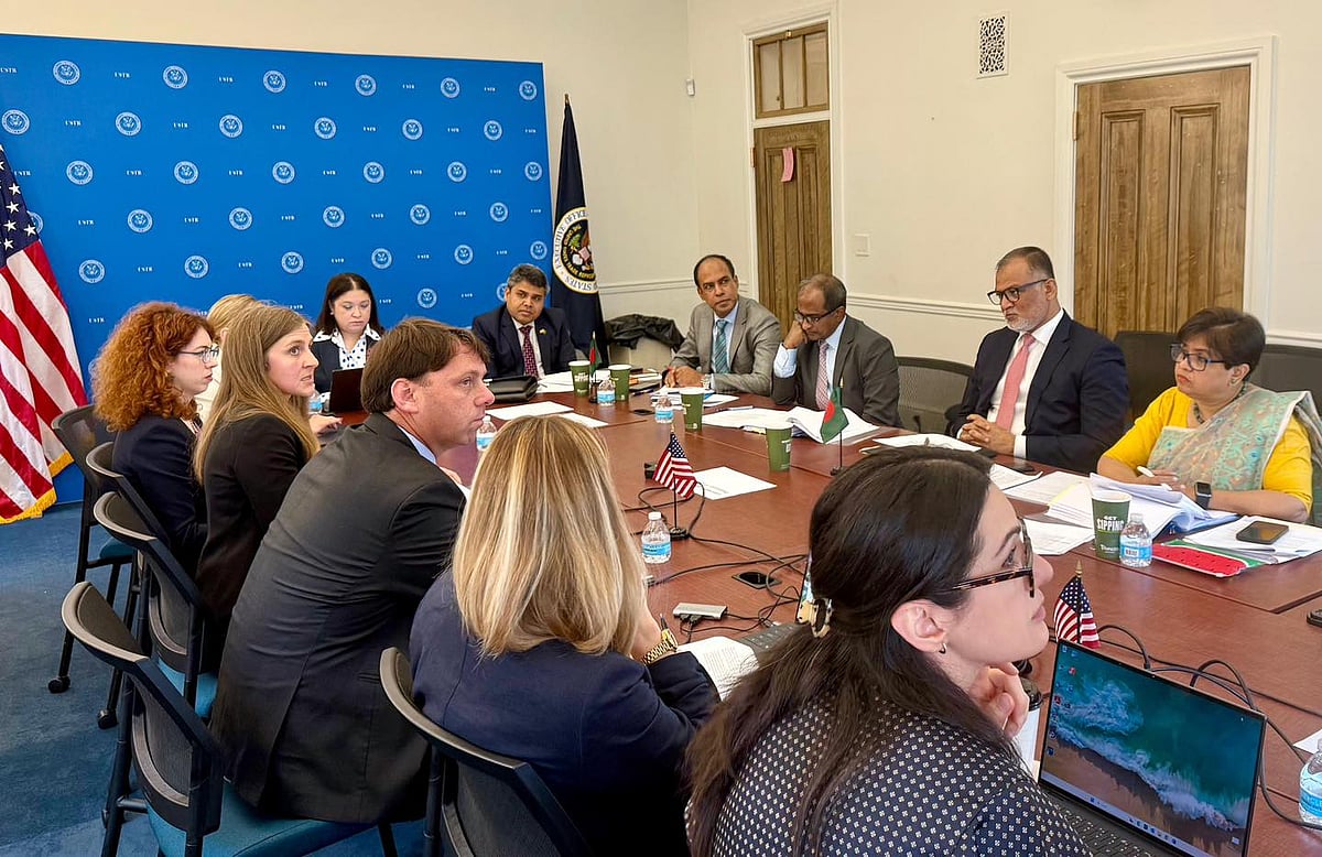 গতকাল বৃহস্পতিবার বাংলাদেশ ও যুক্তরাষ্ট্রের মধ্যে দ্বিতীয় দিনের আলোচনা শেষ হয়। শুক্রবার ওয়াশিংটন সময় সকাল ৯টার দিকে তৃতীয় দিনের আলোচনা শুরু হবে