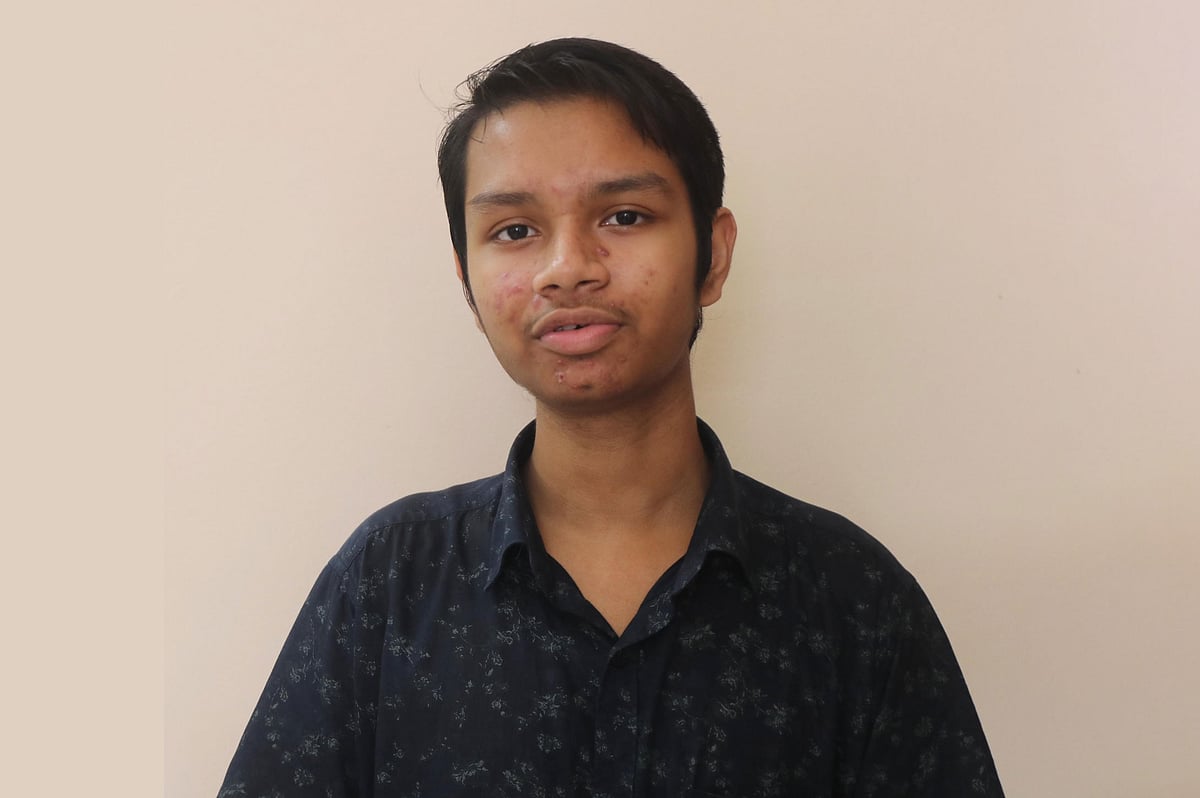 নাসিরাবাদ সরকারি উচ্চবিদ্যালয়ের শিক্ষার্থী নিবিড় কর্মকার