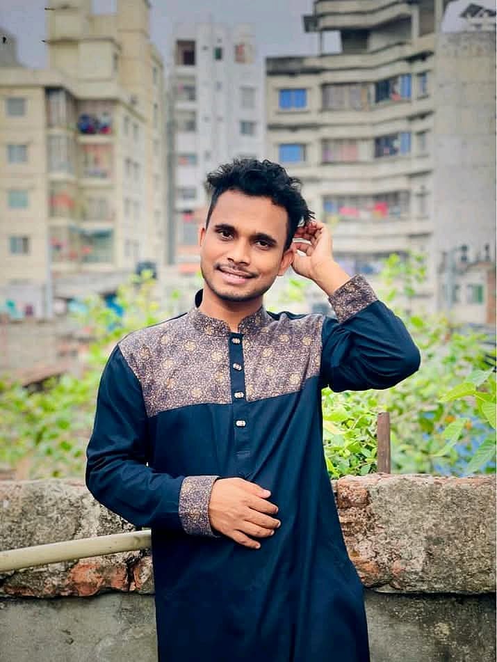 জগন্নাথ বিশ্ববিদ্যালয় শাখা ছাত্রদলের আহ্বায়ক কমিটির সদস্য রাকিবুল হাসান (রানা) পদত্যাগ করেছেন