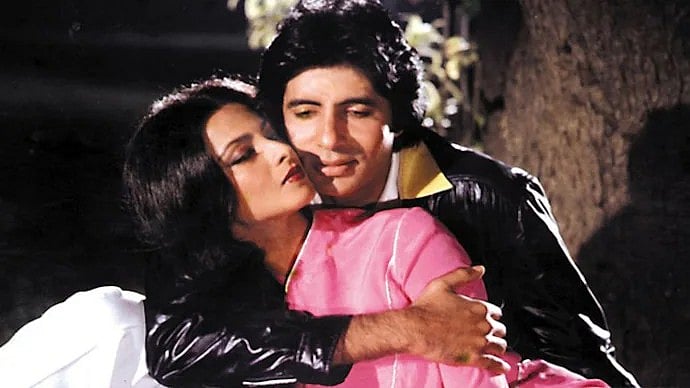 সিনেমার দৃশ্যে রেখা ও অমিতাভ। আইএমডিবি